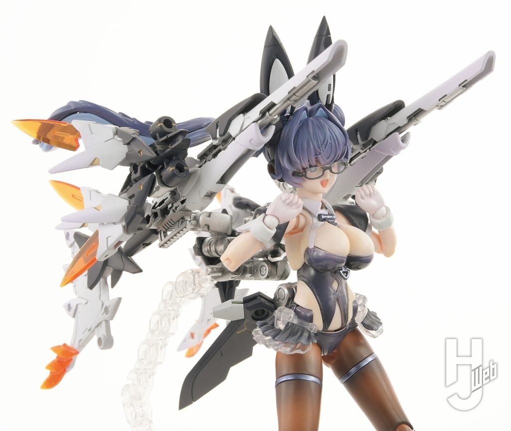 ファジー製作「デザイアメイデン グリードバニー」アレンジ武装構え