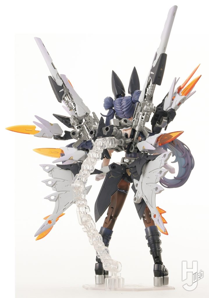 ファジー製作「デザイアメイデン グリードバニー」背面