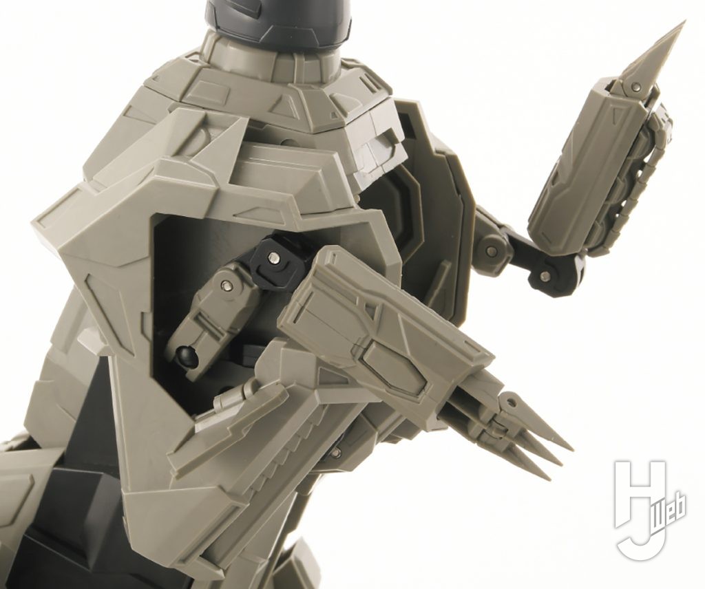 「AMAKUNI超機神 ジェネシックガオガイガー」スパイラルガオー（左）　ストレイトガオー（右）可動軸