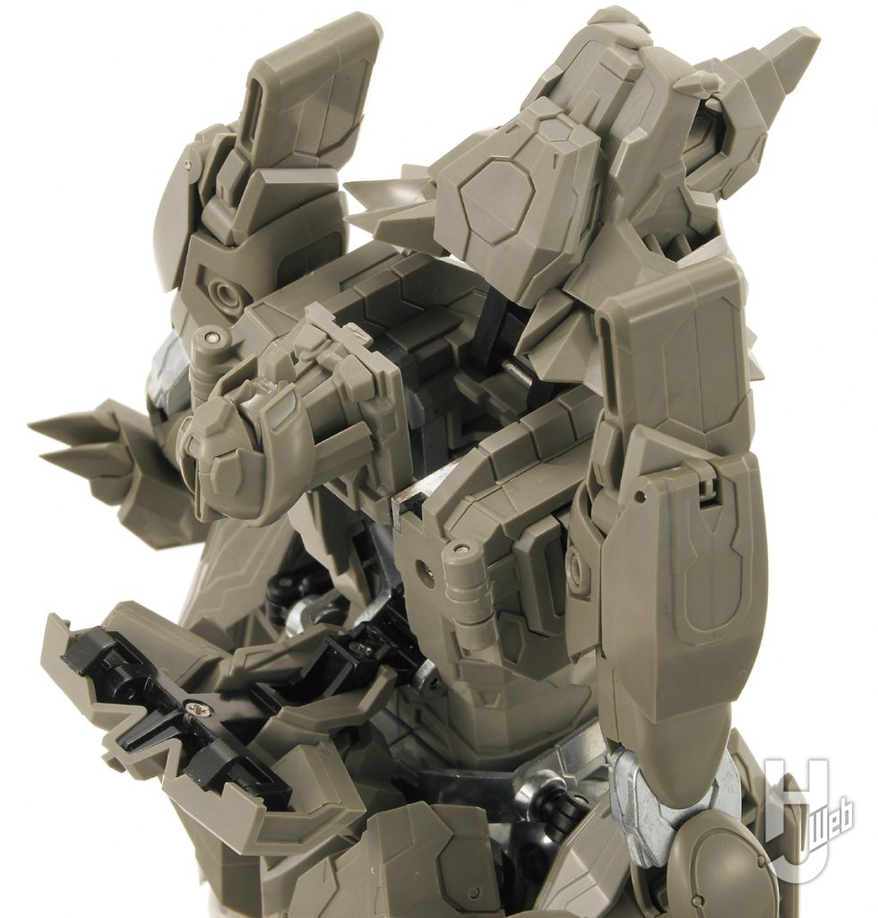 「AMAKUNI超機神 ジェネシックガオガイガー」差し替えなしでガイガーの頭部を収納!!