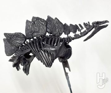 ウラベヒロト製作「ステゴサウルス」製作塗装途中