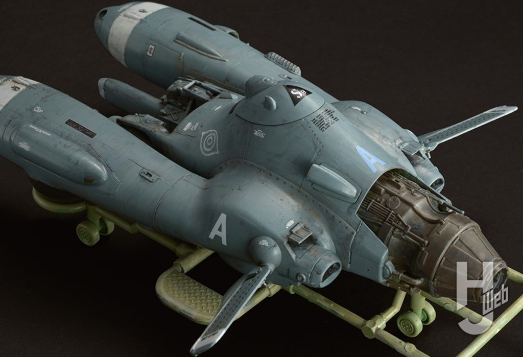 横山宏製作「傭兵軍 反重力装甲戦闘機 G EGG」俯瞰