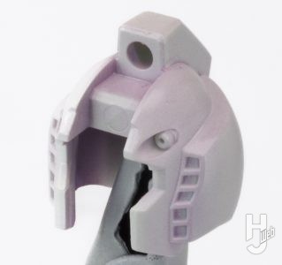 けんたろう製作「EG_RX-78-2ガンダム」メットパーツエヴォパープル後に白塗装完了