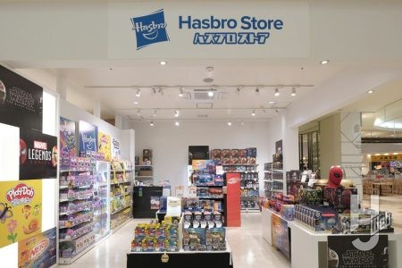 あのキャラクターまで立体化？！『スター・ウォーズ』アクションフィギュアが勢ぞろい！「ハズブロストア」が新三郷に登場