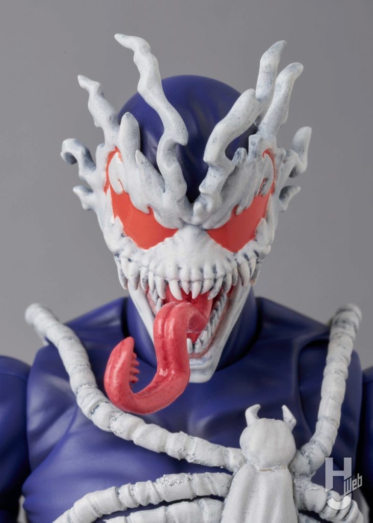 ヴェノムの可動フィギュアのアップ画像その3
