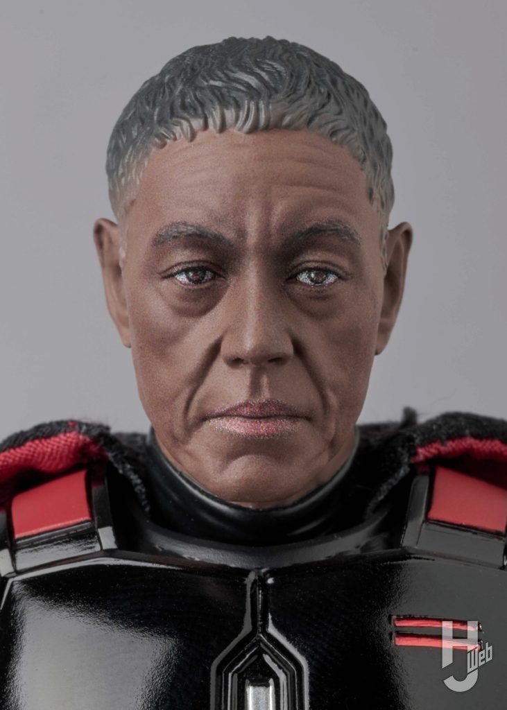 モフ・ギデオンの可動フィギュアのアップ画像その2