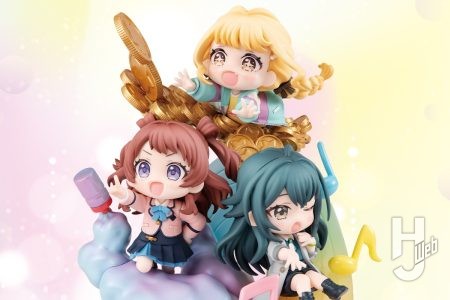 “箱推し”の決定版フィギュア！「Re;IRIS」花海咲季、月村手毬、藤田ことねの魅力を詰め込んだアイテムが登場！プレバン購入特典には「限定描き下ろしクリアカード」が付属【学園アイドルマスター】