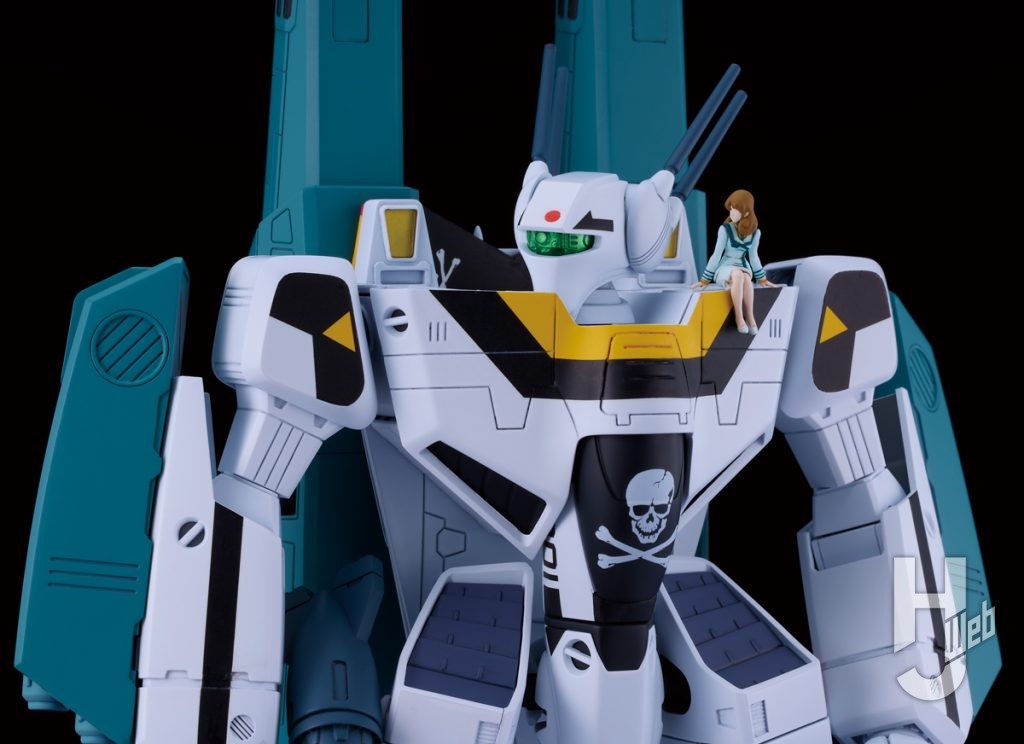 PLAMAX-VF-1S-スーパーバトロイドバルキリー-ロイ・フォッカースペシャル上半身アップ