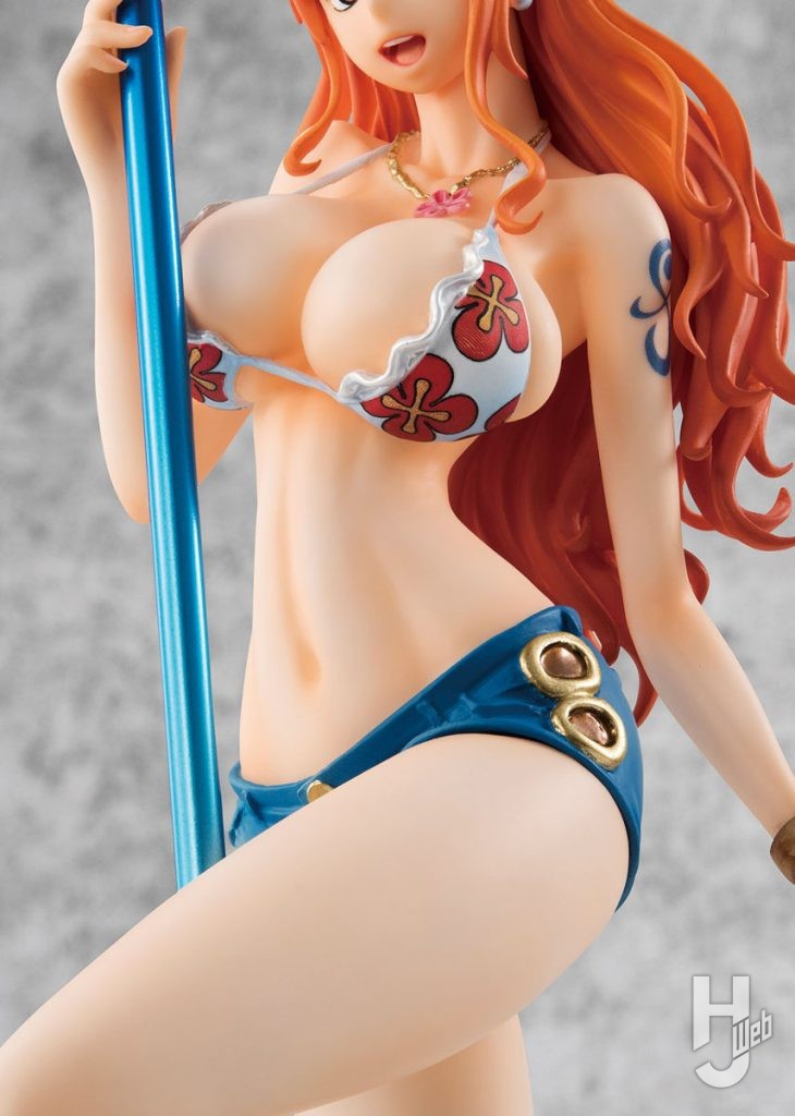 ナミのフィギュアのアップ画像その3