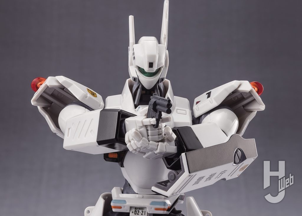 イングラム・プラス1号機の可動フィギュアのアップ画像その1