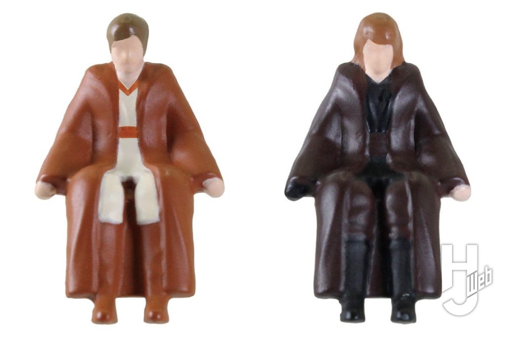 付属フィギュアのアナキン、オビワンはフル塗装仕様
