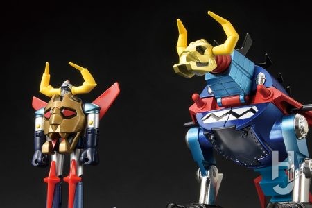 次なる復活シリーズは「大空魔竜」!! 劇中により近いスタイルになった大空魔竜とガイキングのギミックをお届け！【超合金の魂】