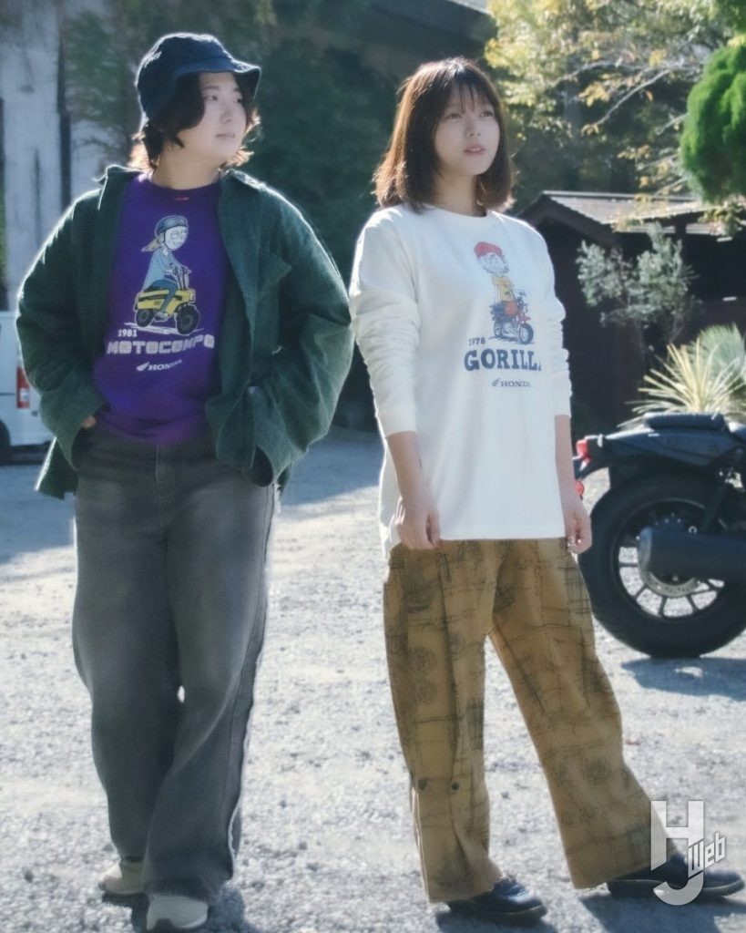 モトコンポとゴリラのTシャツの画像