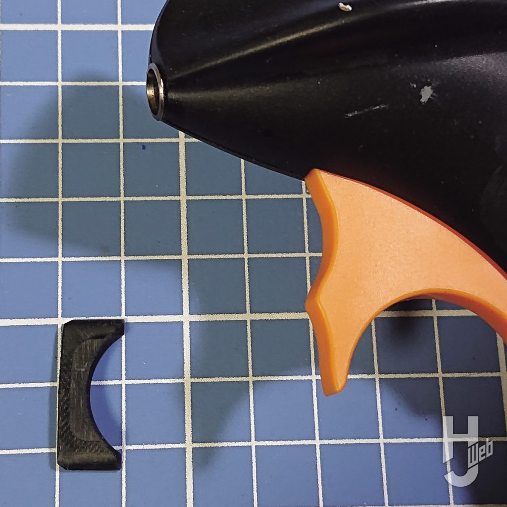 プラモデルパーツのエアブラシ塗装のプロセスの画像その6