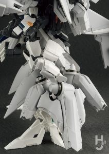 アリュゼウス　脚部拡大