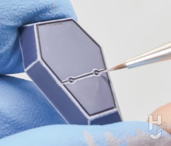 林哲平製作「PLAMAX ブラッドサッカー」製作中途外装塗装3