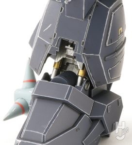 林哲平製作「PLAMAX ブラッドサッカー」足首アップ