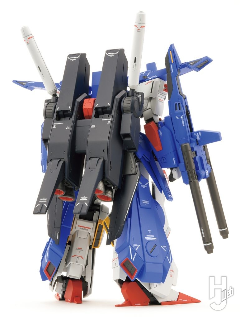 哀川和彦製作「MG フルアーマーZZガンダム Ver.Ka」背面