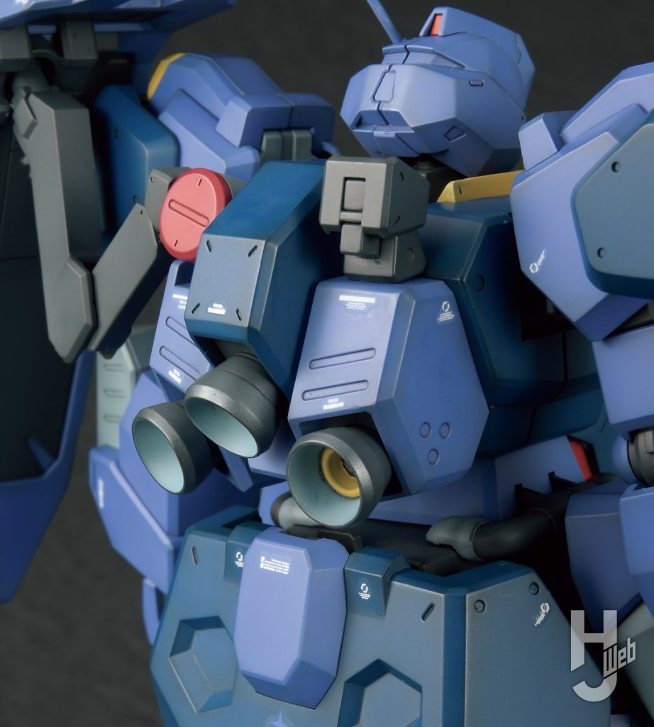 JUNIII製作「グスタフ・カール00型」背面武装マウントなし