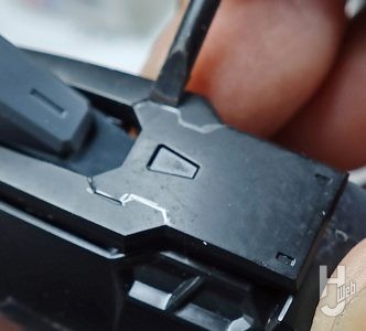 セイラマスオ製作「GAT-X370 レイダーガンダム Ver.W.G.P.N.」製作中途スジ彫り6