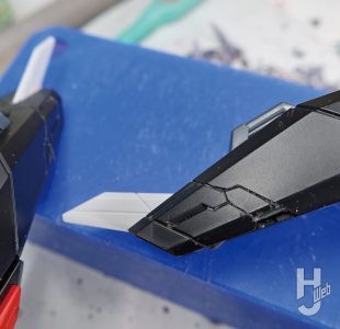 セイラマスオ製作「GAT-X370 レイダーガンダム Ver.W.G.P.N.」製作中途スジ彫り応用7