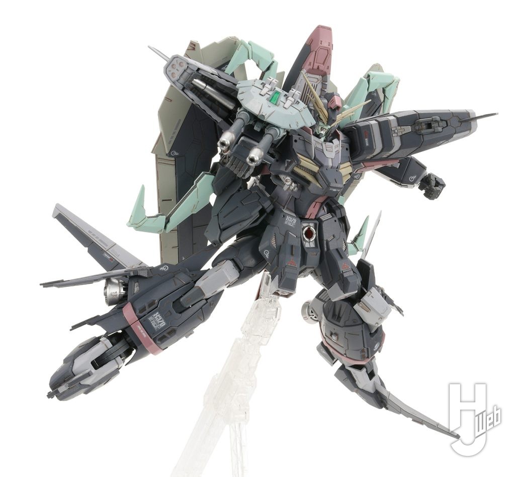 セイラマスオ製作「GAT-X370 レイダーガンダム Ver.W.G.P.N.」ポージング
