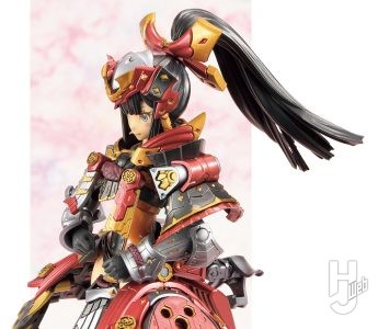 ふりつく製作「ツバキ 白銀の剣」左側上半身アップ