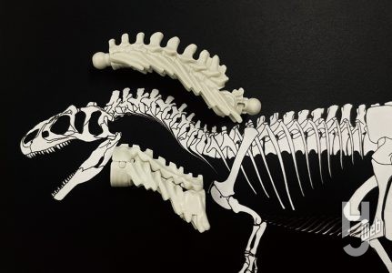 ウラベヒロト製作「アロサウルス」製作中途顎椎