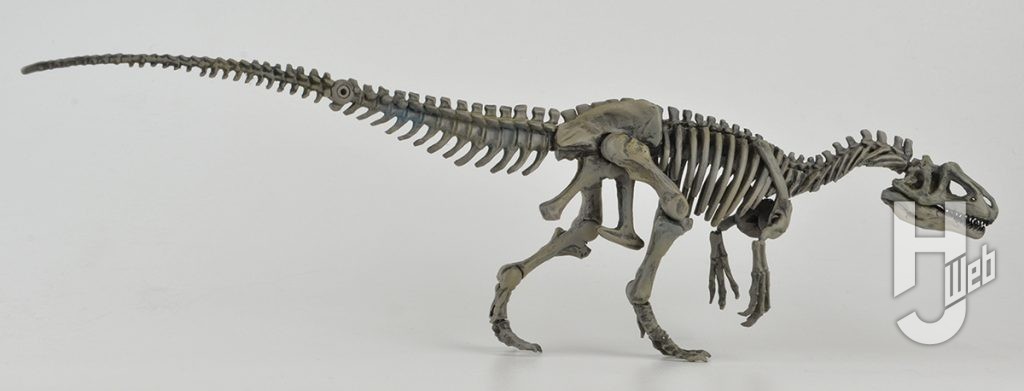 ウラベヒロト製作「アロサウルス」完成