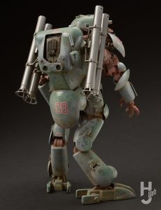 MAX渡辺製作「シュトラール軍 ヒューマノイド型無人邀撃機 マスカレード」背面