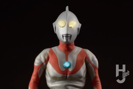 手頃な価格とサイズでアス工房の造型を味わえるジュニアシリーズ登場！第1弾は「ウルトラマン(Bタイプ)」！