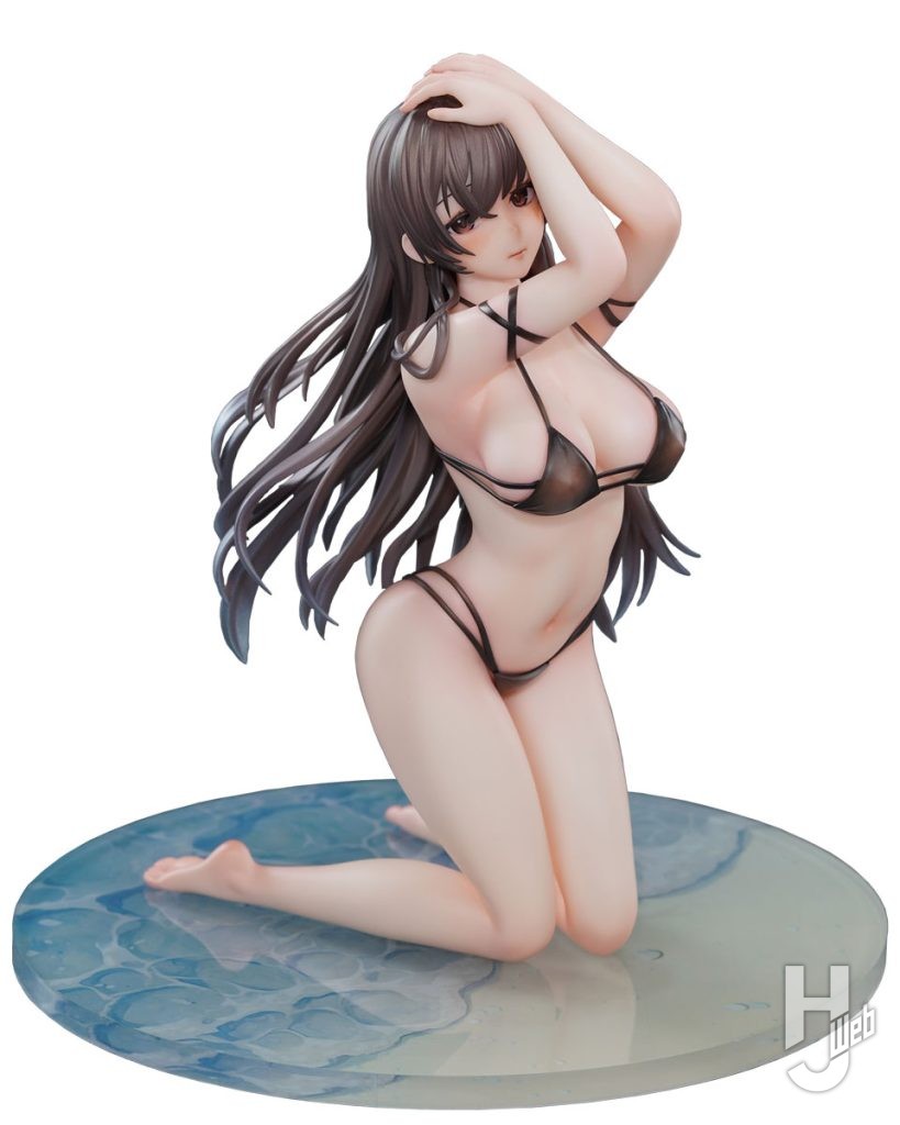 水着すがたの美海さん
