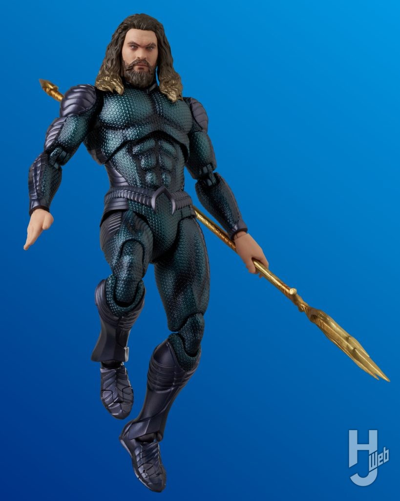 アクアマンステルススーツバージョンの可動フィギュアの全体画像