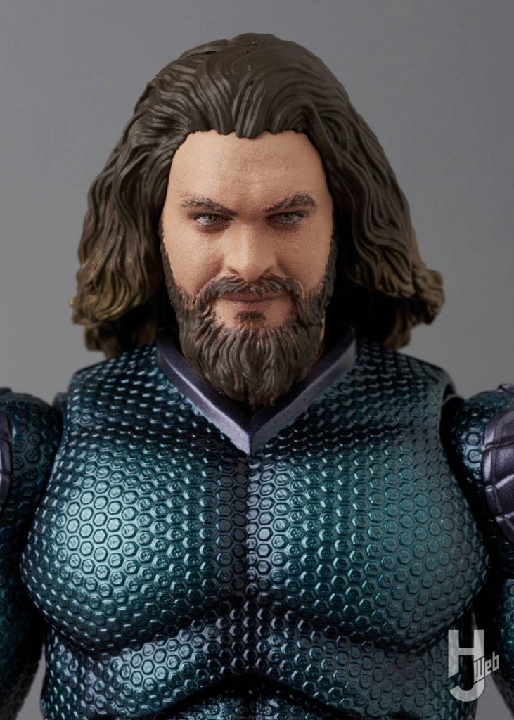 アクアマンステルススーツバージョンの可動フィギュアのアップ画像その2