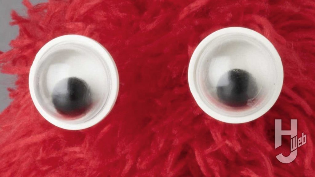 ムックのフィギュアの目元のアップ画像