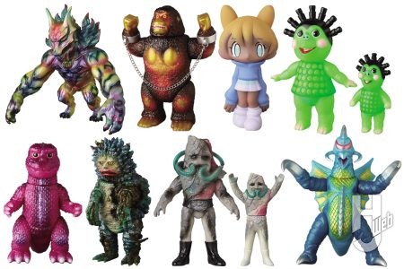 ビビットカラーの『ゴジラ対メガロ』版ゴジラが襲来！ほか「ガラモン」「シン・仮面ライダー」などメディコム・トイの新作ソフビを一挙ご紹介