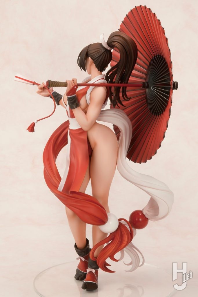不知火舞のフィギュアの全体画像その2