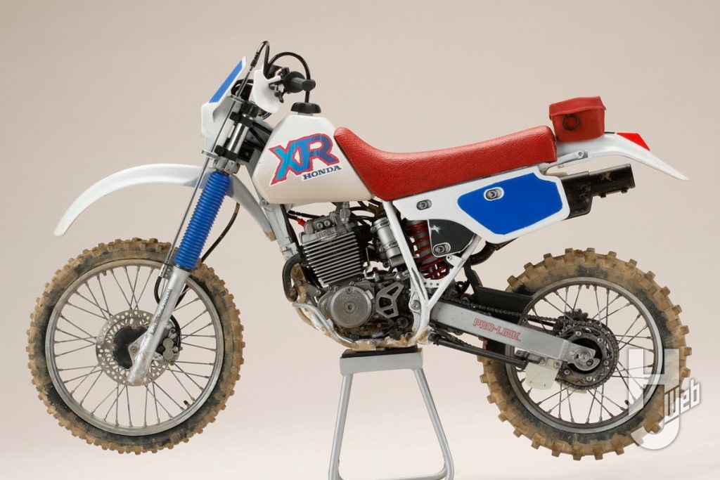 ホンダ XR250Rのプエアモデルの全体画像その2