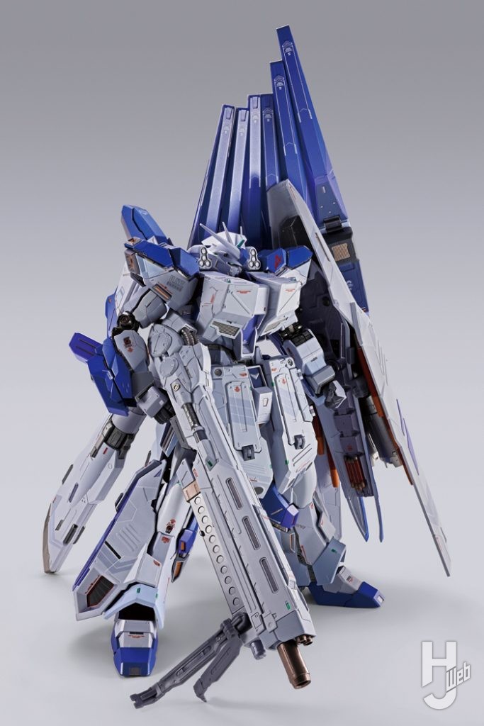 Hi-νガンダムの可動フィギュア専用オプションパーツセットの装着の画像その2