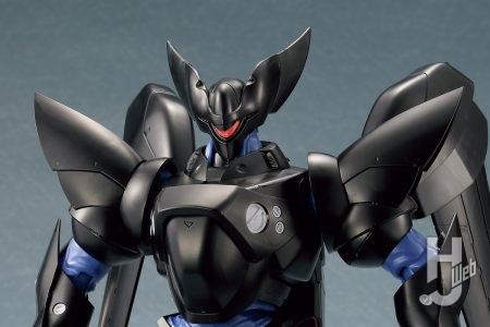 “黒いレイバー”ことグリフォンが完全新規設計のプラキットとして10月発売！出来たての初期テストショットをいち早く組み上げてご紹介【青島文化教材社】