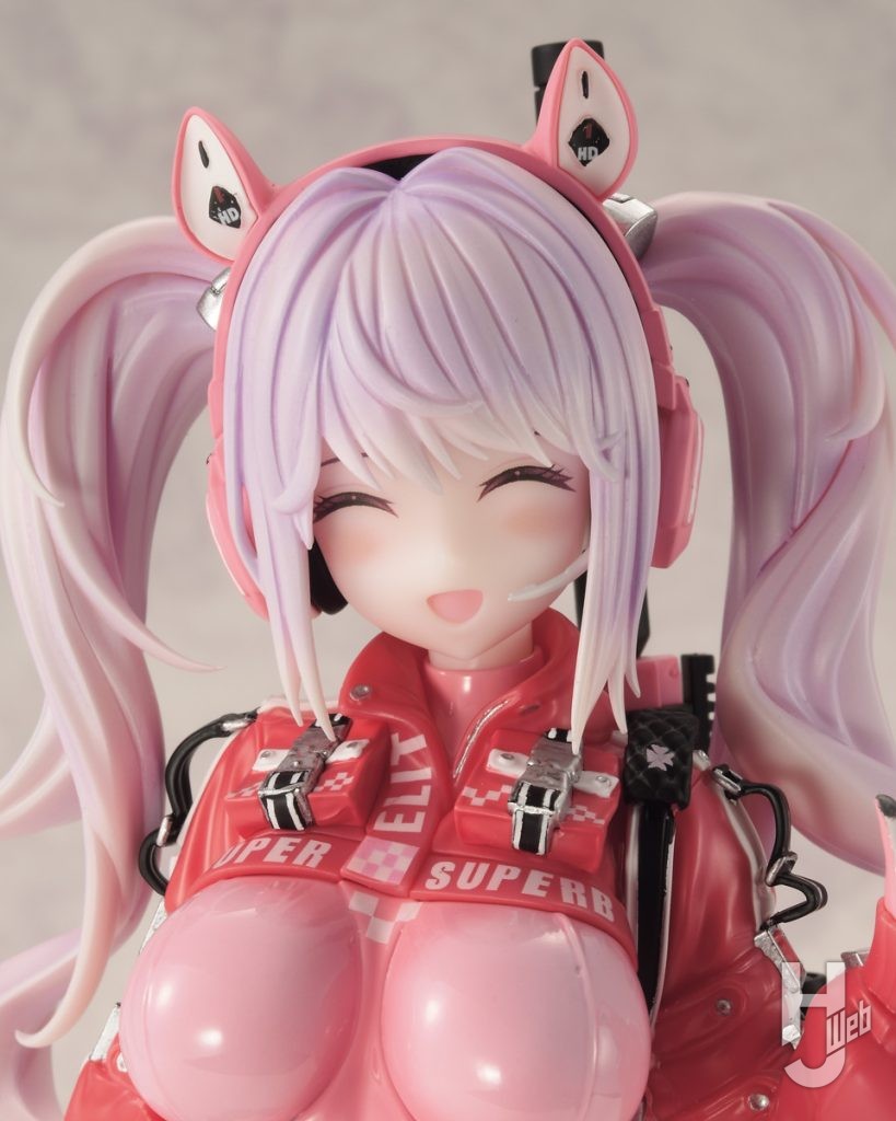 アリスのプラモデルの表情のアップ画像その1