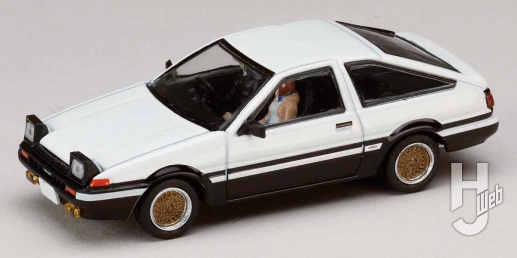 1/64 Toyota SPRINTER TRUENO （AE86）／頭文字D 藤原 拓海 AND 茂木なつき（ドライバーフィギュア付ジオラマセット）の画像