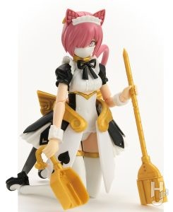 「メイドロイド ロザリー」お掃除中