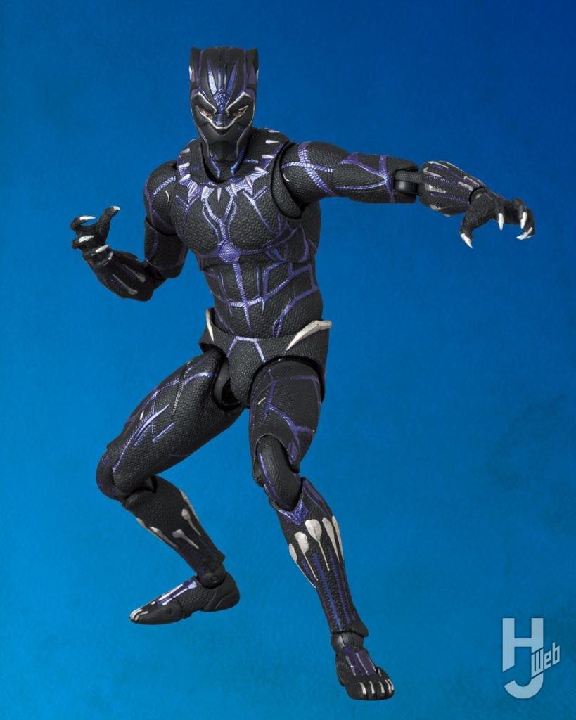 ブラックパンサーの可動フィギュアのメイン画像
