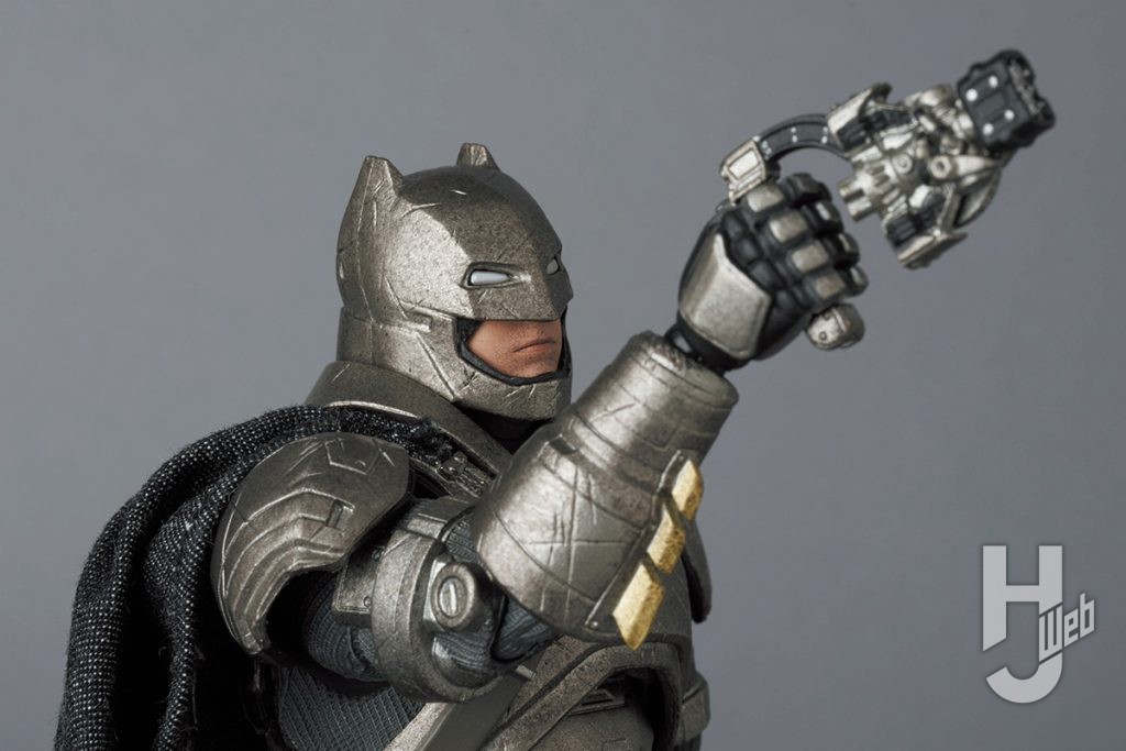 バットマンの可動フィギュアのアップ画像