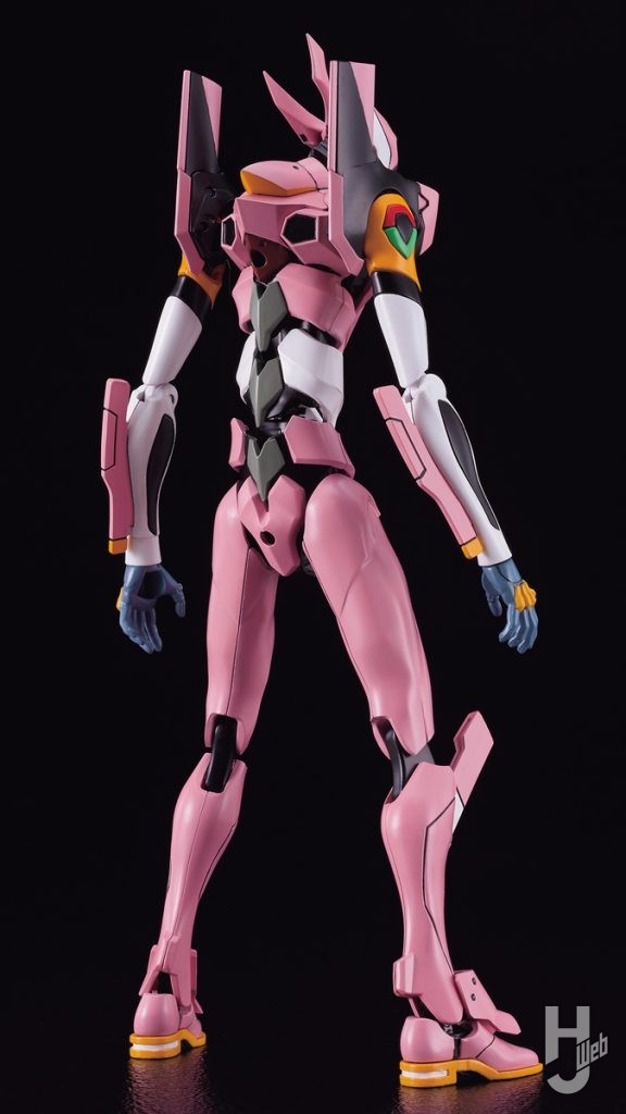 エヴァンゲリオン8号機αのプラモデルの後ろ姿の全体画像