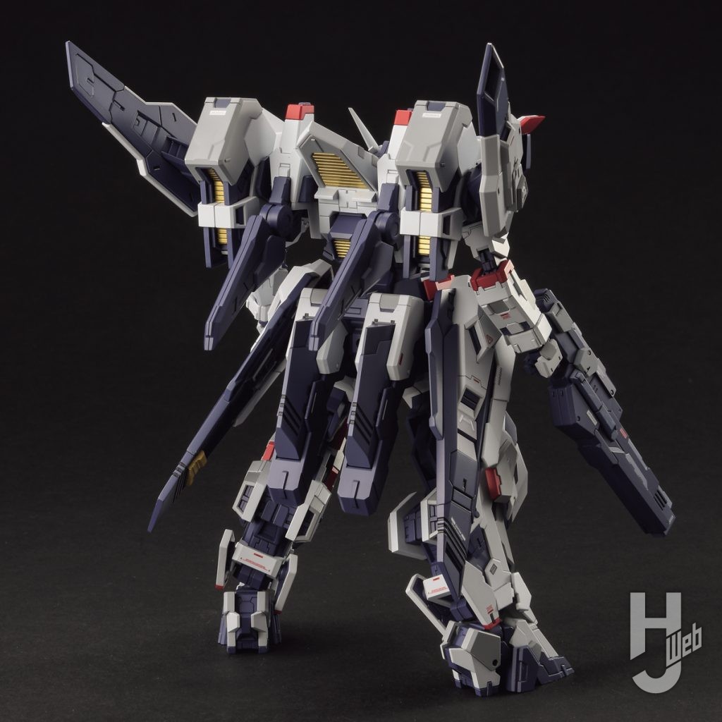ヴァルラインのプラモデルの全体画像その2