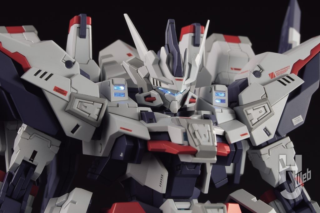 ヴァルラインのプラモデルのアップ画像その1