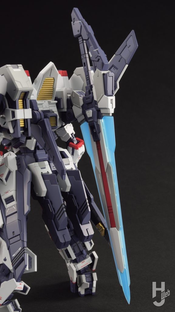 ヴァルラインのプラモデルのアップ画像その5