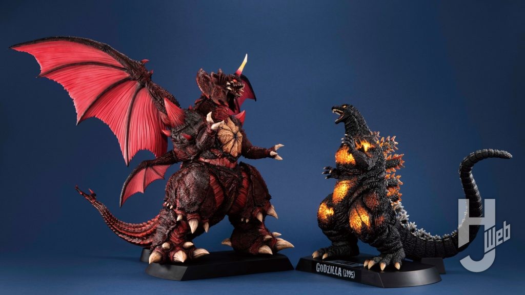 UA Monsters ゴジラ（1995）とUA Monsters デストロイア(完全体)のフィギュアの画像